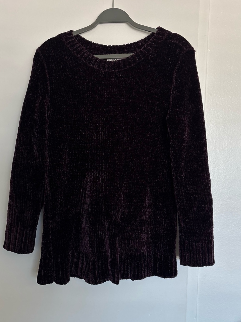 Women’s Plush Chenille Crewneck Sweater - Dark Plum